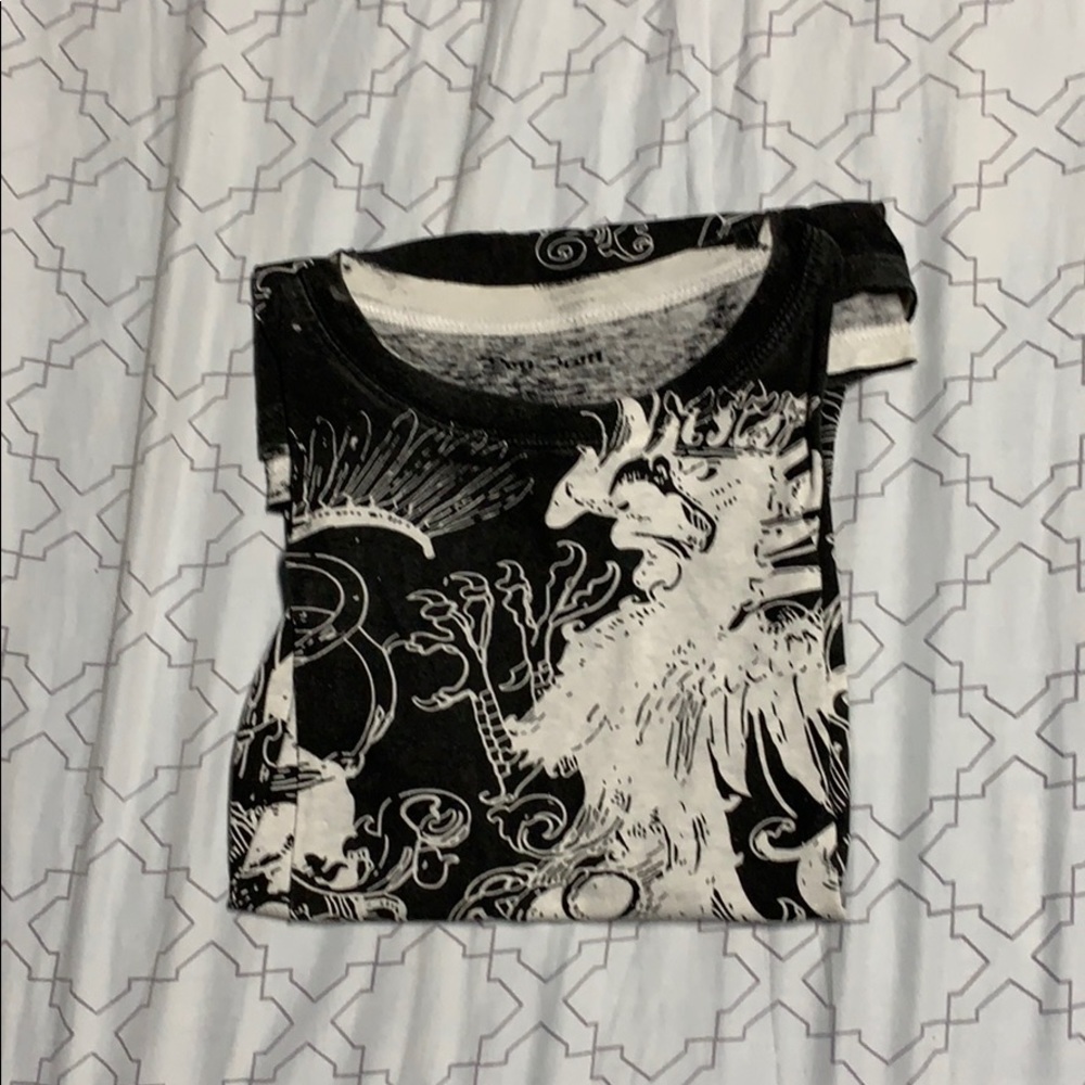Tee shirt